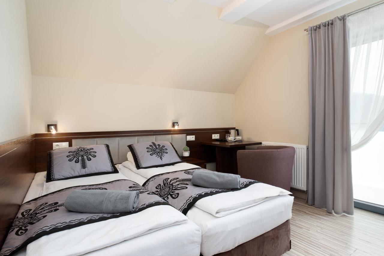 Sloneczny Stok Apartment เมียนจีบรอเจีย จีเวียซกิแย ภายนอก รูปภาพ